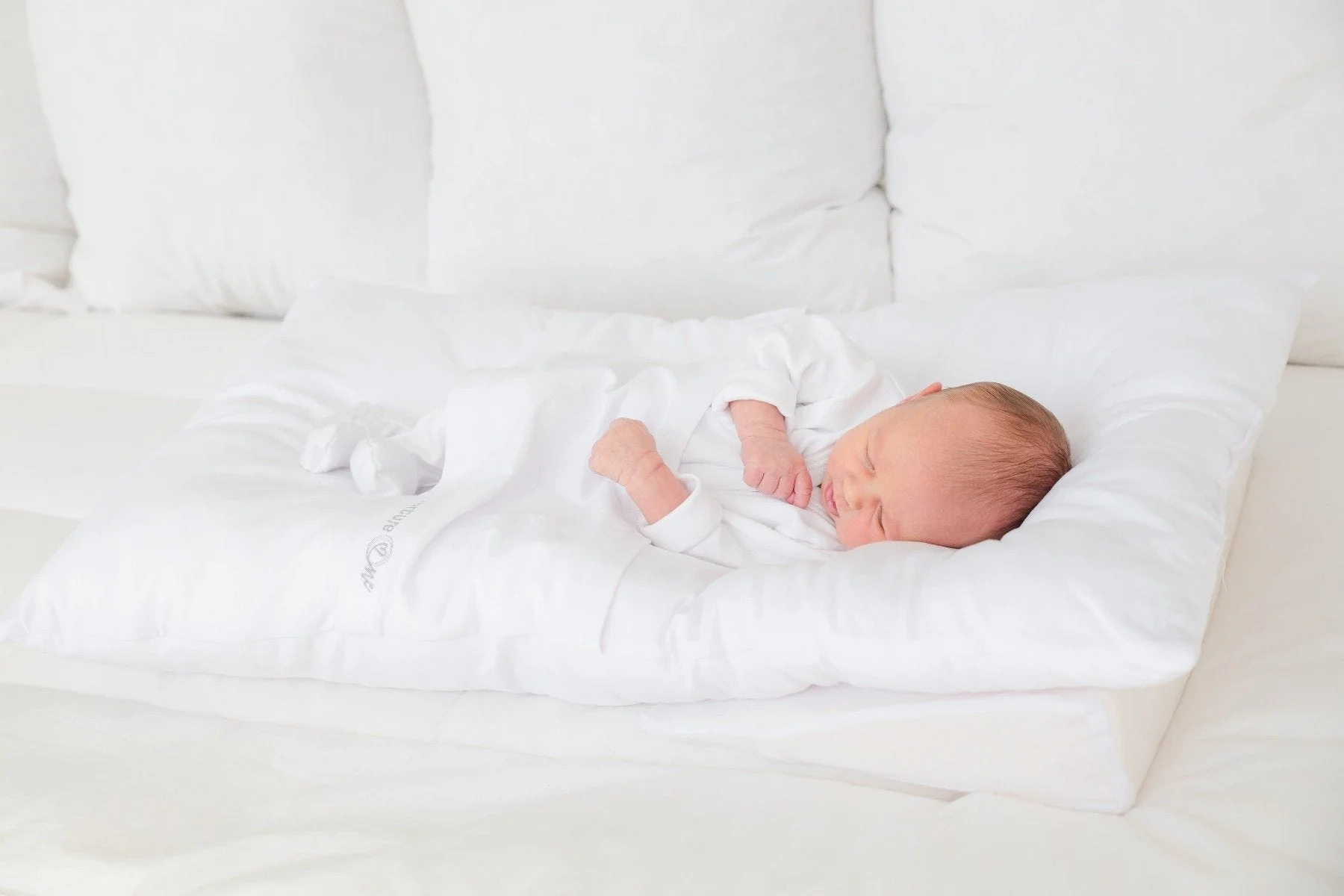 Nurture One - Sleep Wedge - Image 2
